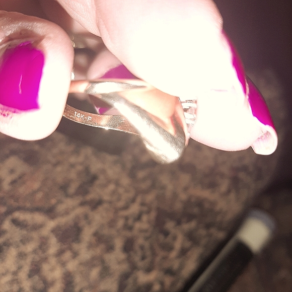 14k yellow gold diamond ring - Picture 5 of 5